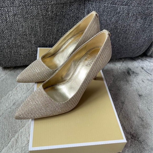 Michael kors gold glitter pump heels - Picture 5 of 8